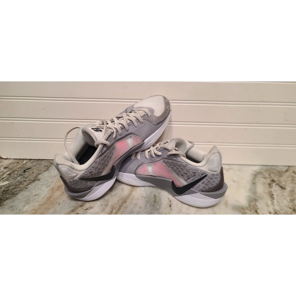 Nike Womens Sabrina 2 Lily Sneakers Heather Grey W/Hot Pink Swoosh Logo Size 8.5